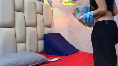 Amye  online show from November 15, 7:10 pm