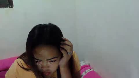 Snapshot of sweet_angel0325 chatting on February 1, 10:26 am sweet_angel0325 online show from February 1, 10:26 am