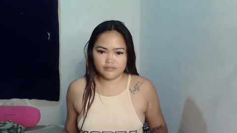 Snapshot of sweet_angel0325 chatting on March 5, 12:22 pm sweet_angel0325 online show from March 5, 12:22 pm