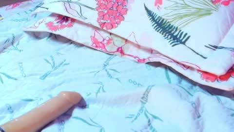 April sweet online show from May 18, 2:23 pm