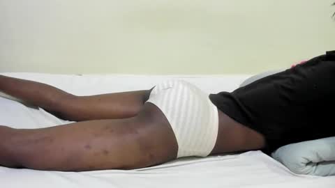 Snapshot of sweet_arya1 chatting on October 25, 10:56 am sweet_arya1 online show from October 25, 10:56 am