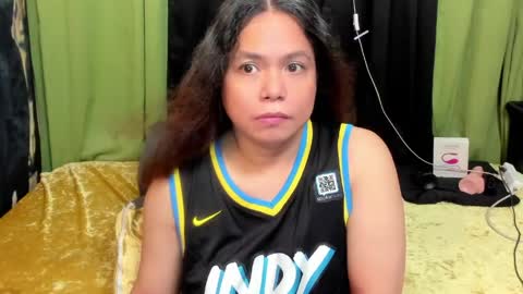 izza  izzasweet online show from May 15, 11:23 pm