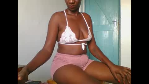 bella online show from January 13, 8:37 am