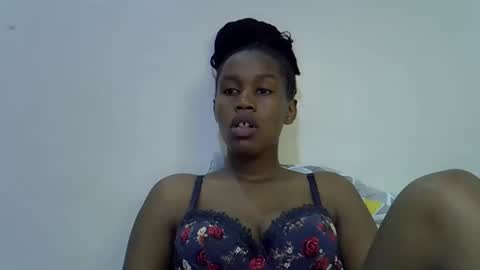 sweet_brown9 online show from September 30, 10:04 pm