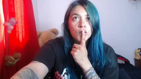 Bubbles online show from June 11, 9:02 pm