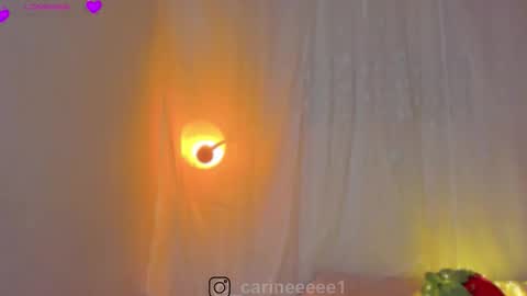 Snapshot of sweet_carine chatting on October 9, 7:28 am camil online show from October 9, 7:28 am