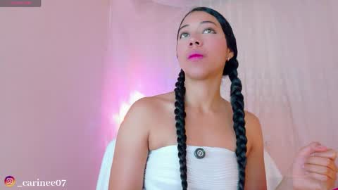 Snapshot of sweet_carine chatting on May 8, 11:48 am camil online show from May 8, 11:48 am