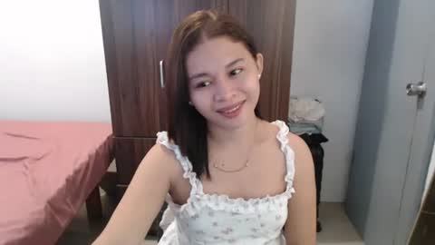 sweet_cassyxx online show from March 5, 10:33 am