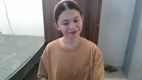 sweet_cassyxx online show from May 7, 11:48 am