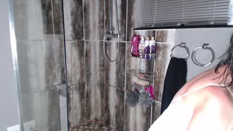 Chantelle online show from January 17, 3:12 am