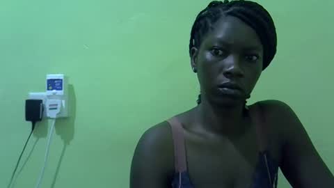 sweet_cherie1 online show from May 17, 5:27 am