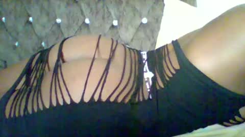 Snapshot of sweet_cherry007 chatting on October 8, 7:11 pm sweet_cherry007 online show from October 8, 7:11 pm