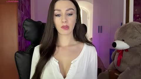 Snapshot of sweet_cherry_n chatting on May 13, 9:06 am Sweet Cherry online show from May 13, 9:06 am