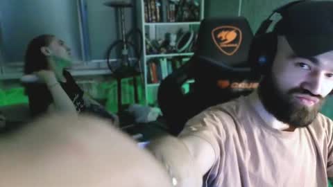 sweet_couplees online show from April 20, 8:10 pm