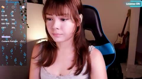 Snapshot of sweet_daliaa chatting on November 5, 2:22 am Dalia online show from November 5, 2:22 am