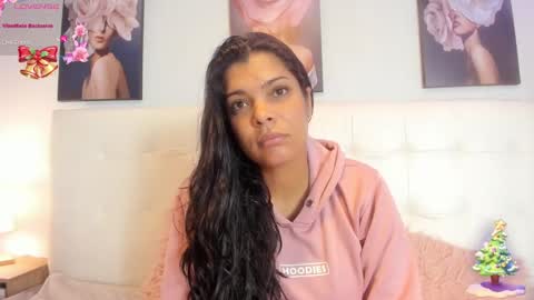 Snapshot of sweet_dreamses chatting on December 29, 3:24 pm Kendra online show from December 29, 3:24 pm