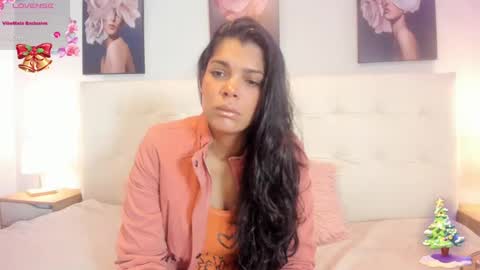 Snapshot of sweet_dreamses chatting on December 31, 12:25 pm Kendra online show from December 31, 12:25 pm