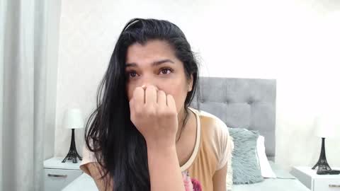 Snapshot of sweet_dreamses chatting on January 12, 12:12 pm Kendra online show from January 12, 12:12 pm