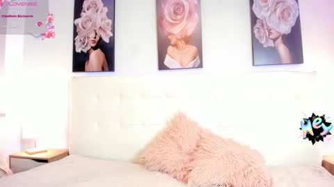 Snapshot of sweet_dreamses chatting on January 26, 12:22 pm Kendra online show from January 26, 12:22 pm