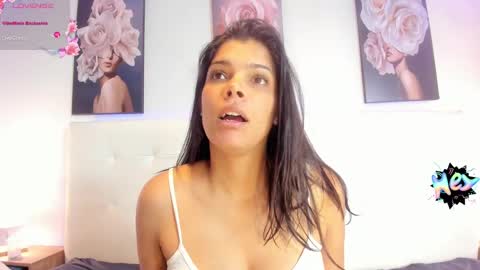 Snapshot of sweet_dreamses chatting on January 26, 6:27 pm Kendra online show from January 26, 6:27 pm