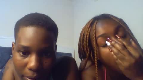 sweet_ebony00 online show from February 9, 9:52 pm