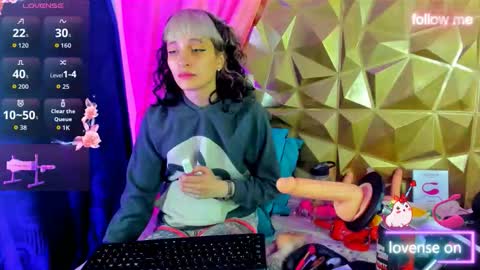  emmili  online show from September 19, 12:17 pm