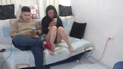 Snapshot of sweet_fantasy_couple chatting on September 21, 3:13 pm sweet_fantasy_couple online show from September 21, 3:13 pm