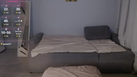 sweet_foxxy online show from February 14, 9:33 pm