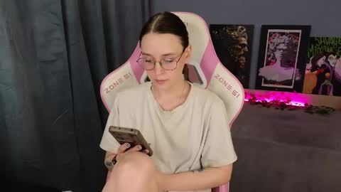 Snapshot of sweet_frosty chatting on May 24, 3:22 am Alice online show from May 24, 3:22 am
