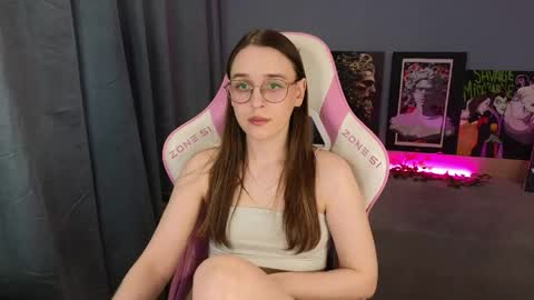 Snapshot of sweet_frosty chatting on June 7, 2:59 am Alice online show from June 7, 2:59 am