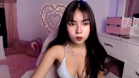 Hannah online show from April 3, 10:46 am