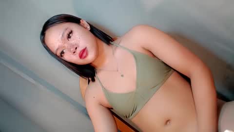 Snapshot of sweet_honeylove chatting on March 7, 1:13 am Anisha online show from March 7, 1:13 am