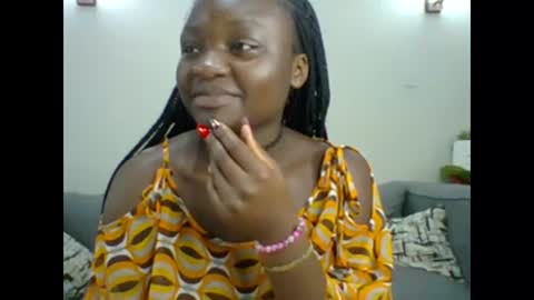 Snapshot of sweet_jenica chatting on February 12, 5:58 am ESTHER NEEMA online show from February 12, 5:58 am