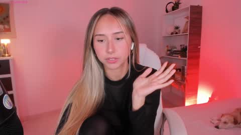 Snapshot of sweet_kalisa chatting on January 24, 3:02 pm Call me Kali online show from January 24, 3:02 pm