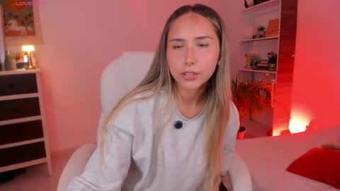 Snapshot of sweet_kalisa chatting on February 20, 5:51 pm Call me Kali online show from February 20, 5:51 pm