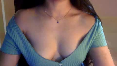 Snapshot of sweet_kanchi chatting on May 16, 10:52 pm sweet_kanchi online show from May 16, 10:52 pm
