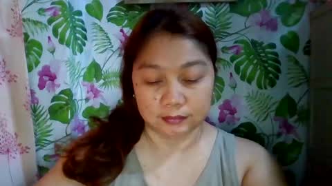 Snapshot of sweet_kayley chatting on December 3, 5:42 am sweet_kayley online show from December 3, 5:42 am