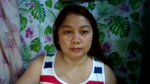 Snapshot of sweet_kayley chatting on December 8, 8:20 am sweet_kayley online show from December 8, 8:20 am