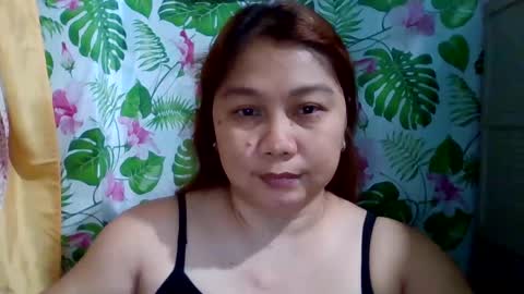 Snapshot of sweet_kayley chatting on December 14, 1:05 pm sweet_kayley online show from December 14, 1:05 pm