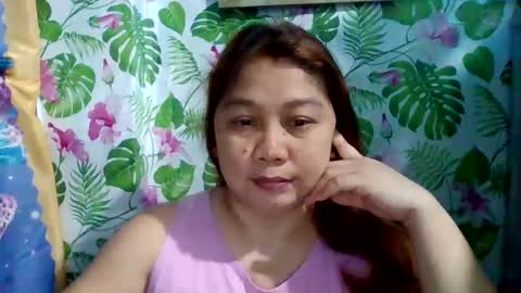Snapshot of sweet_kayley chatting on December 15, 2:48 pm sweet_kayley online show from December 15, 2:48 pm