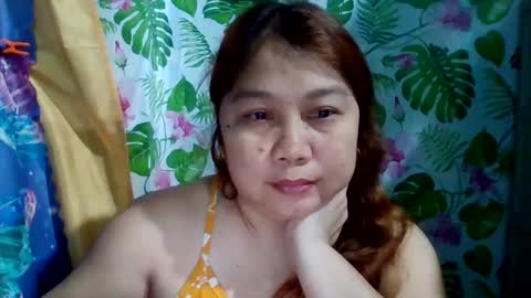 Snapshot of sweet_kayley chatting on December 21, 2:58 pm sweet_kayley online show from December 21, 2:58 pm