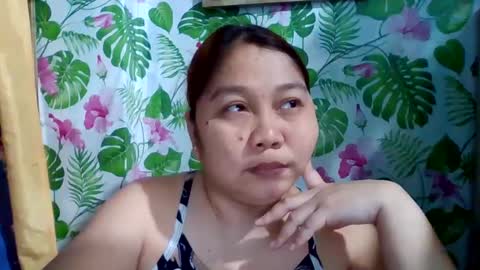 Snapshot of sweet_kayley chatting on December 26, 2:59 pm sweet_kayley online show from December 26, 2:59 pm