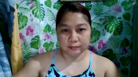 Snapshot of sweet_kayley chatting on January 1, 2:30 am sweet_kayley online show from January 1, 2:30 am