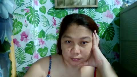 Snapshot of sweet_kayley chatting on January 9, 2:07 pm sweet_kayley online show from January 9, 2:07 pm