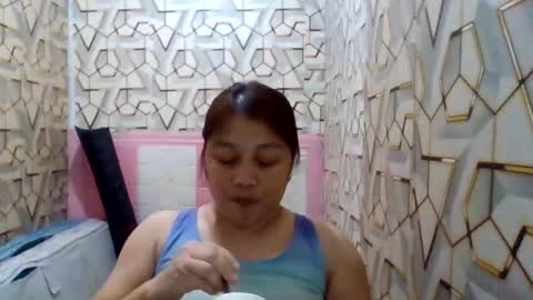 Snapshot of sweet_kayley chatting on March 3, 10:32 am sweet_kayley online show from March 3, 10:32 am