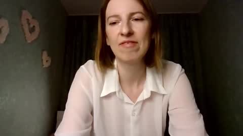 sweet_lilbunny online show from October 16, 3:35 pm