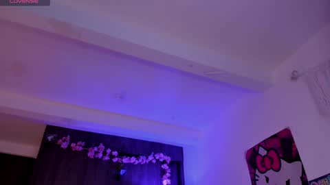 sweet_lilly_sweet online show from January 3, 2:21 am