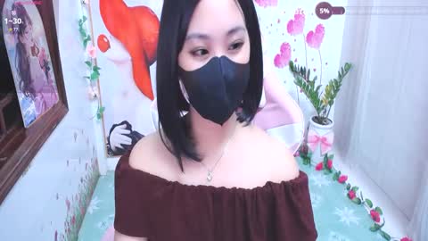 Snapshot of sweet_lily0 chatting on September 25, 2:21 pm Lily online show from September 25, 2:21 pm
