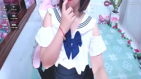 Snapshot of sweet_lily0 chatting on September 28, 1:44 am Lily online show from September 28, 1:44 am