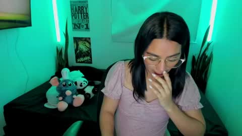 Lina online show from March 31, 12:45 am